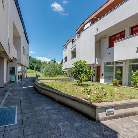 Maripi A Apartment San Miniato